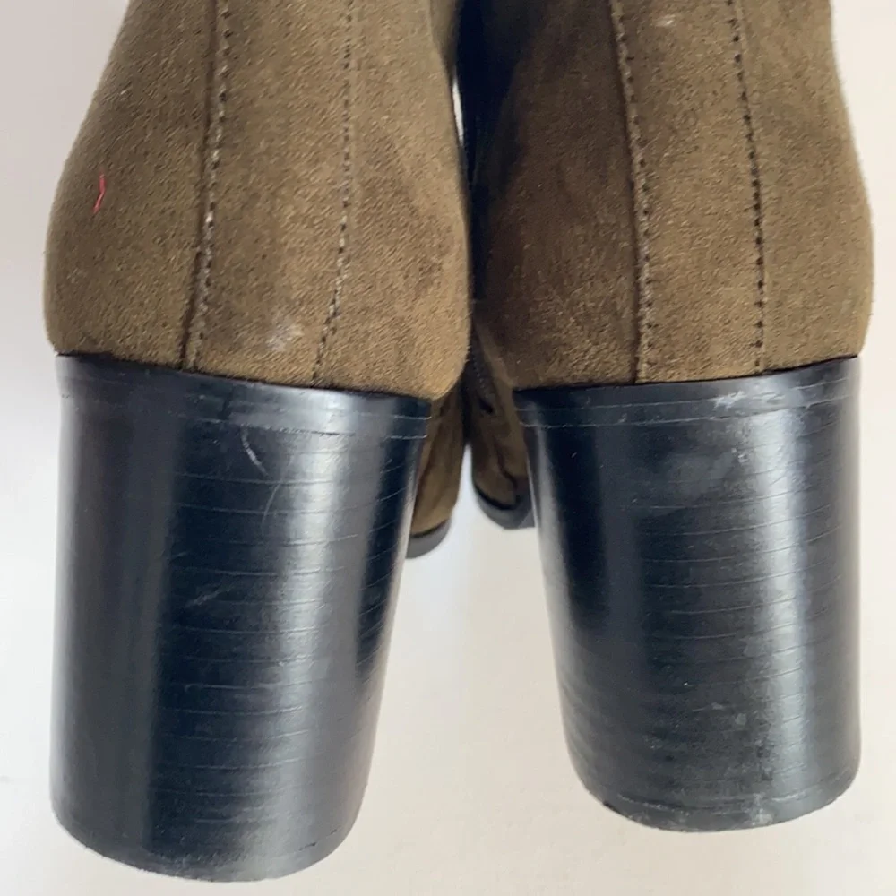 MIA‎ Blocked high-heel hunter green boots, Size 9